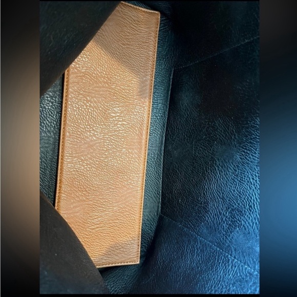 Street Level vegan tote, excellent condition, originally came from Nordstrom. - Picture 7 of 7